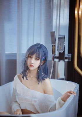 日韩艳照_720在线观看