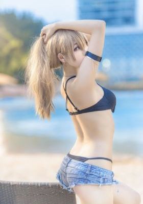 日韩偷拍播放_HD免费播放